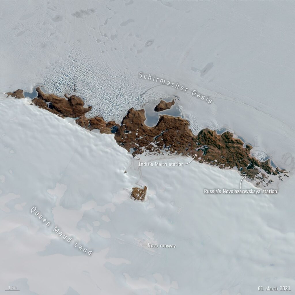 A research station on the Antarctic ice sheet
